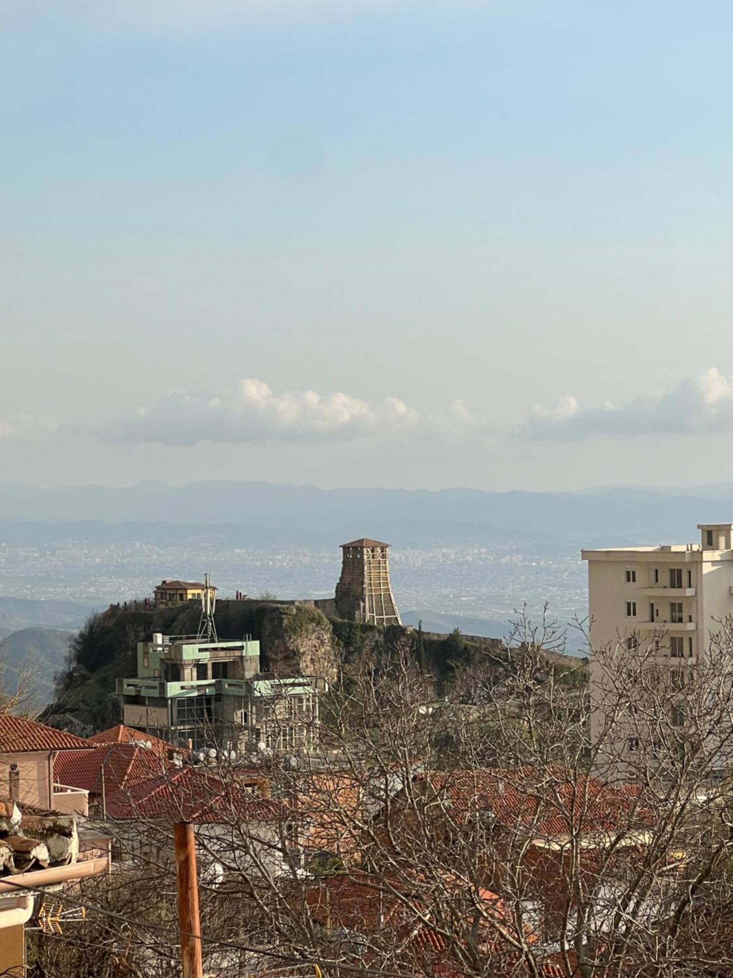 Garden Villa Guni Kruje Bagian luar foto