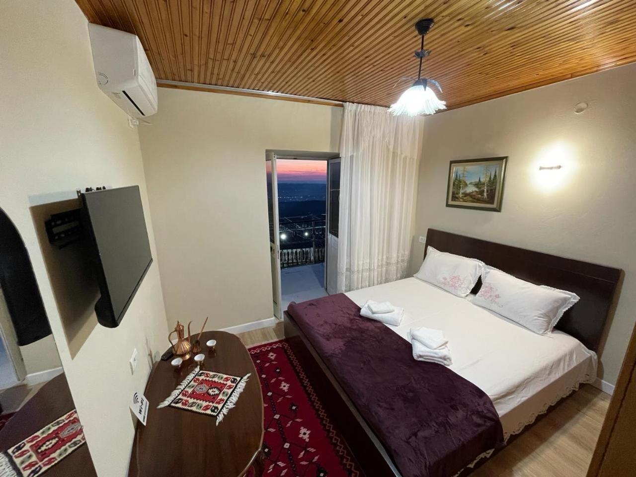 Garden Villa Guni Kruje Bagian luar foto