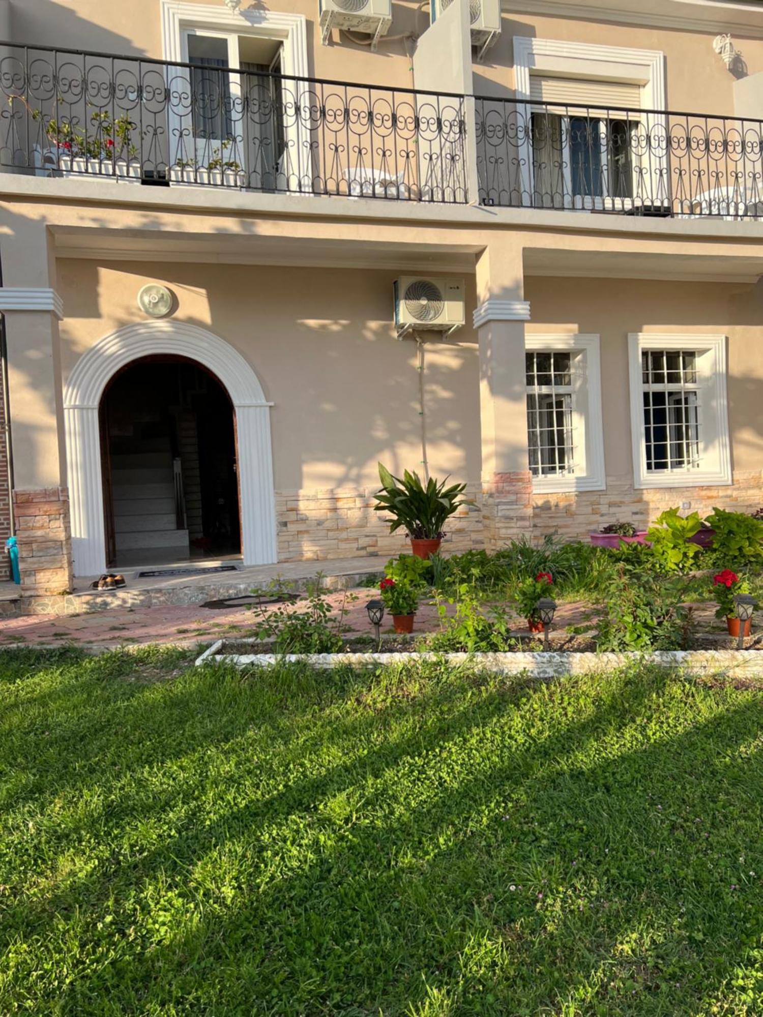 Garden Villa Guni Kruje Bagian luar foto