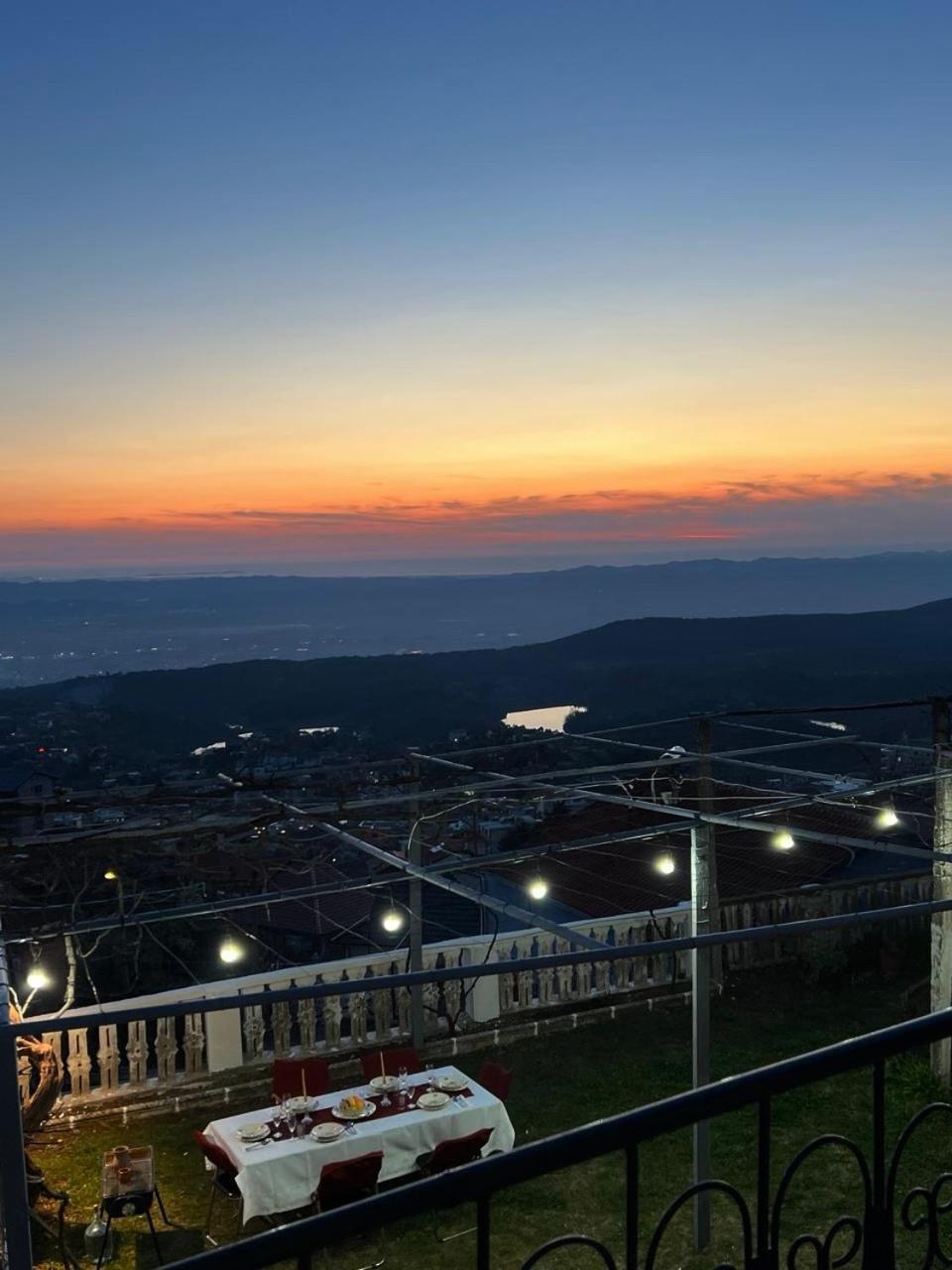 Garden Villa Guni Kruje Bagian luar foto