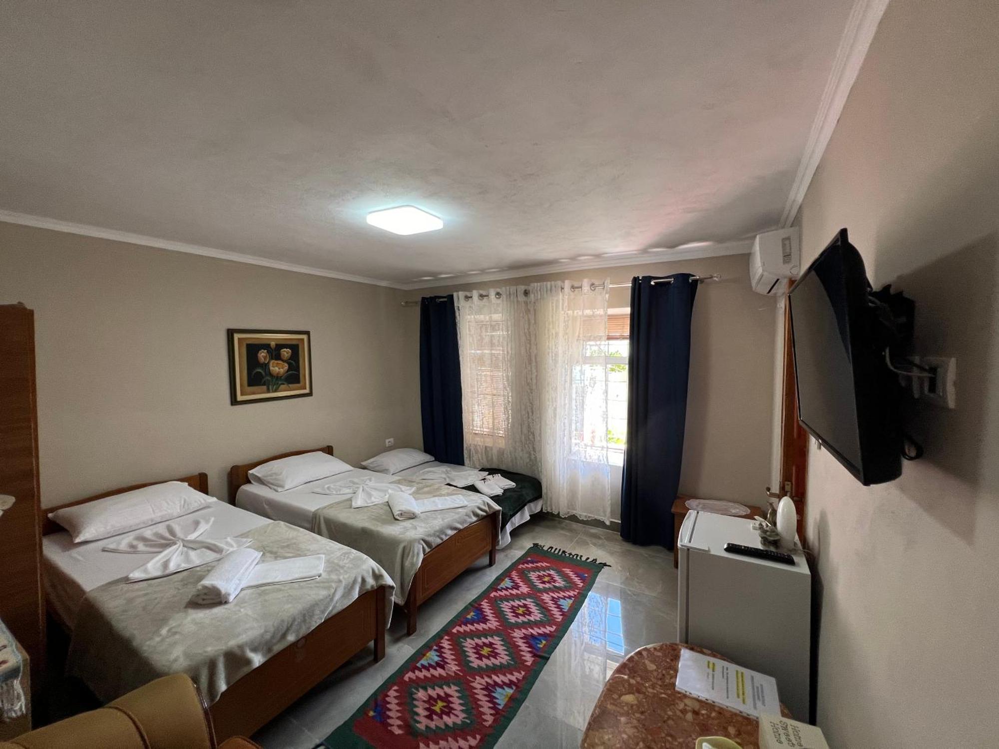 Garden Villa Guni Kruje Bagian luar foto